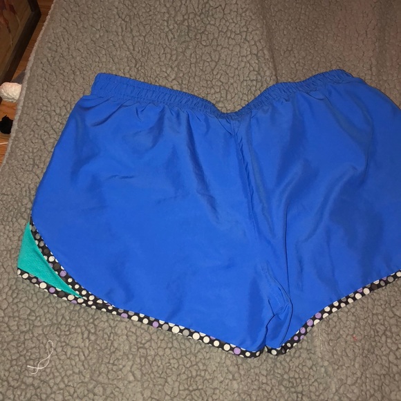 🌺Under Armour Blue/Green drawstring Shorts 🌺 - Picture 4 of 4